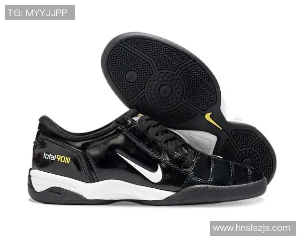 足球鞋穿多紧才合适如何选择合适的紧度提升运动表现与舒适感 足球鞋穿多紧才合适如何选择合适的紧度提升运动表现与舒适感